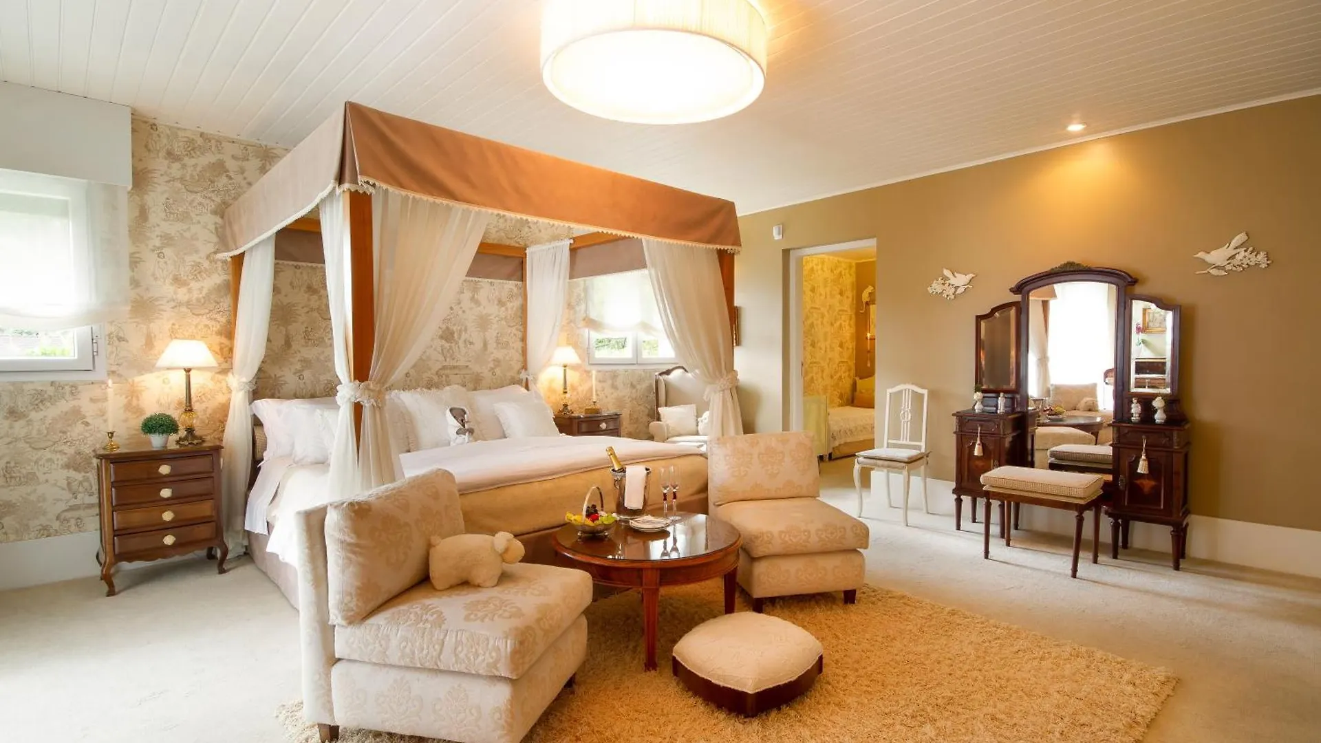 *****  Casa Regaleira Hotel Boutique Campos do Jordao Brazil